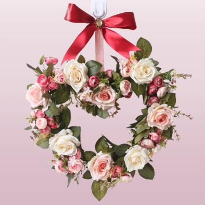 China Rose Gypsophila Heart Fake Flower Wreath 35x55CM for sale