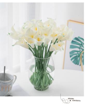 China PU Plastic Artificial Calla Lily Bouquet Flower Thanksgiving Floral Arrangements for sale
