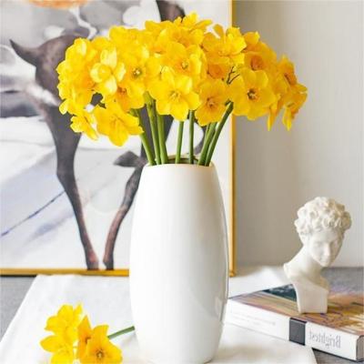 China Yellow Silk Fake Daffodils Bulk Artificial Narcissus Flowers Custom for sale