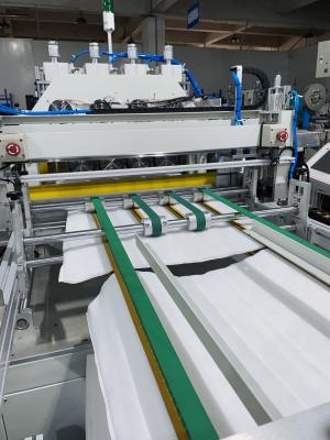 China O equipamento da máquina de corte de sacos de filtro pode alterar o tamanho do espaço incorporado alterando o molde à venda