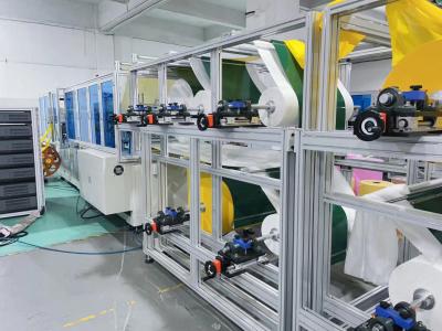 China Máquina de fabricação de sacos ultrassônicos não tecidos retangulares ou trapezoidais e é fácil de operar à venda