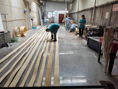 China Material não tecido Brown do forro de freio do asbesto para o trator à venda