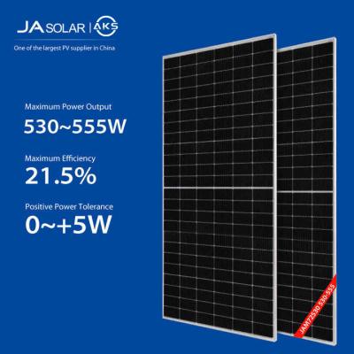 Chine Panneaux solaires transparents noirs Bifacial des panneaux solaires 530W 535W 540W de JA pleins pour des serres chaudes à vendre