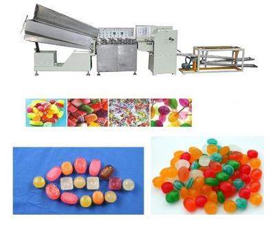 China Máquina de depósito completa del caramelo duro de la fábrica de la bebida en venta