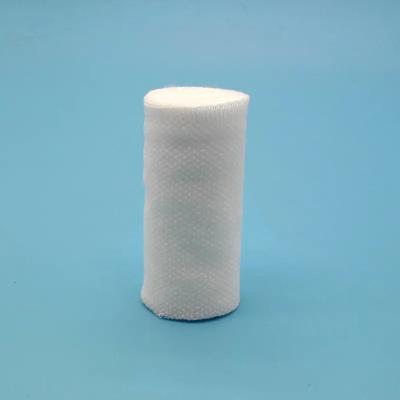 Chine Bandage de gaze élastique blanchi Premiers soins Bandage PBT stérile à vendre
