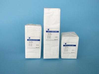 China Medical Disposable Products Surgical Absorbent Cotton Sterile Gauze Swab for sale