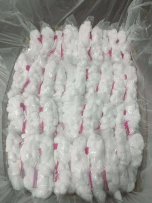 China 100% Pure Cotton Medical Alcohol Synthetic Bulk Cotton Balls For Health Personal Care en venta