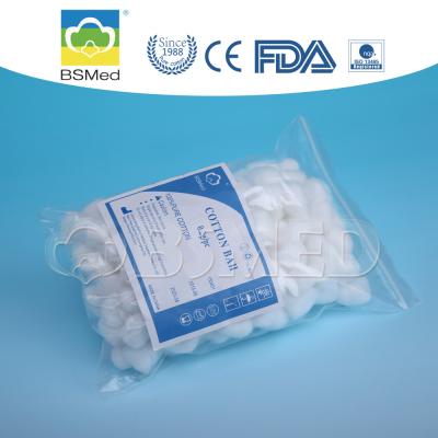 China Soft Pliable Sterile Cotton Wool Balls Eco - Friendly For Personal Care for sale