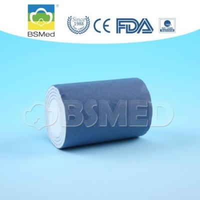 China Wound Care Surgical Dressing Medical Cotton Wool Roll 13 - 16mm Fiber Length Soft White Color for sale