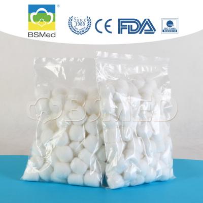 China No Impurities Meet EP And BP Absorbent Medical Cotton Ball Consumable for sale