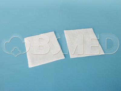 Cina Il fronte che pulisce i cuscinetti di cotone molli, cuscinetti di cotone sterili ha personalizzato la capacità di assorbimento in vendita