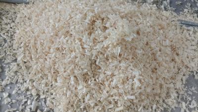 China Lightweight Wood Shavings Mill Absorbent Widely Used As Bedding Material For Pigs for sale