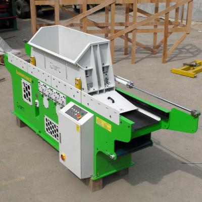 China máquina de madera de la trituradora de 380v 42.5kw para el papel de pulpa de madera en venta