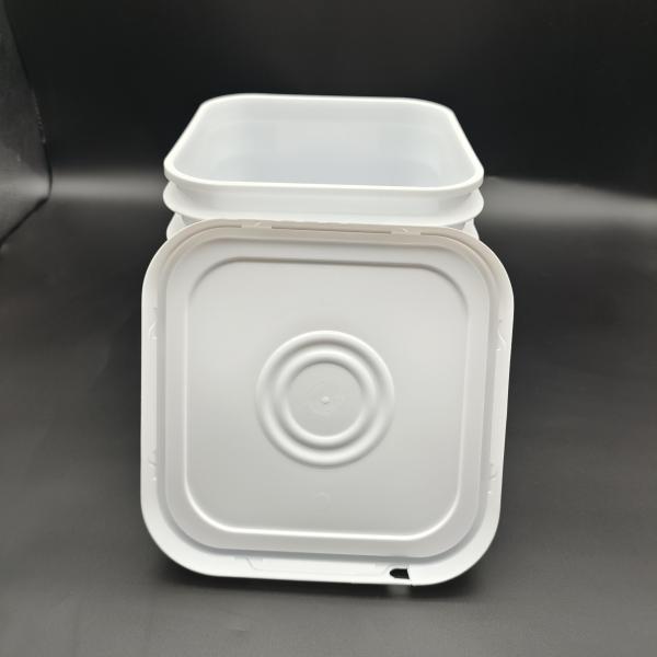 Quality Chemical Resistance Airproof Pail Square Plastic Bucket With Lid For Storage for sale