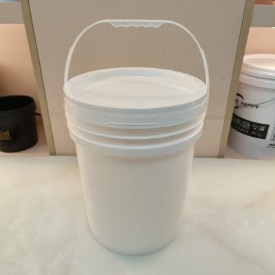 China Food Grade 5 Gallon Plastic White Buckets With Lids Stackable Recyclable for sale