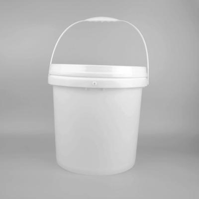 China Recyclable 5 Gallon Food Grade Buckets With Snap On LidS for sale