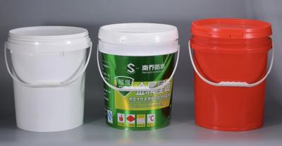 China High Heat Resistant 20l Plastic Oil Bucket With Smooth Surface for sale