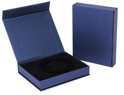Китай Повторно использованная офсетная печать цвета Кмйк 4 коробки изготовленного на заказ подарка бумажной коробки милого упаковывая продается