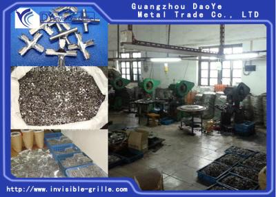 China 316 grampos de aço inoxidável pequenos 2,0 Thinckness para a grade invisível do balcão à venda