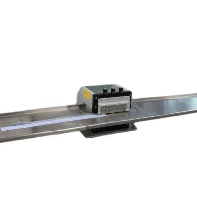 Cina Durable Multicut PCB Cutting Machine LED PCB Separator High Speed Steel in vendita