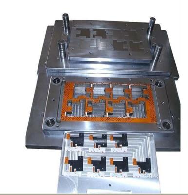 Китай Комбинированный штамп OEM S55C штемпелюя зону инструмента W320mm PCB пробивая продается