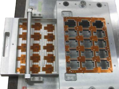 Cina Stampa con matrice di acciaio di perforazione dello strumento del PWB della punzonatrice FPC del PWB, attrezzatura della perforazione del PWB in vendita