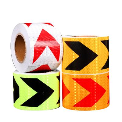 中国 のための黄色い赤くおよび白い点反射テープは付着力材料をトレーラ トラック 販売のため