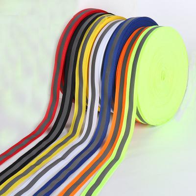 China Tubular Reflective Webbing Woven Reflective Strap Bands Green Stripes for sale
