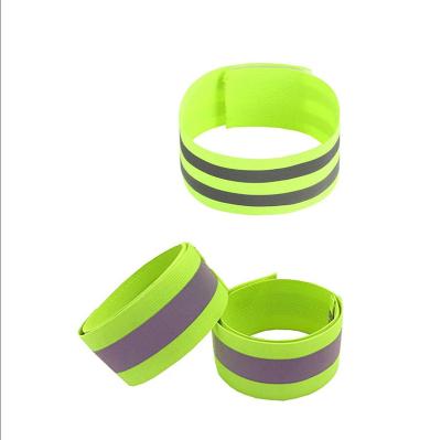 China Military Phone Soft Reflective Armbands With Lights High Visible Elastic Fabric Reflex Wristband for sale