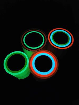 China Rohr-Glühen im Freien im dunkles Antibeleg-Griff-Band-reflektierenden Photoluminescent Band für Treppe zu verkaufen
