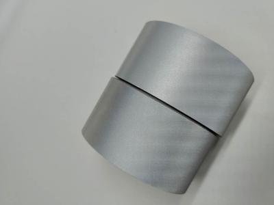 中国 T/C シルバー色 高い可視性 OEKO-TEX で縫うための反射テープ 販売のため