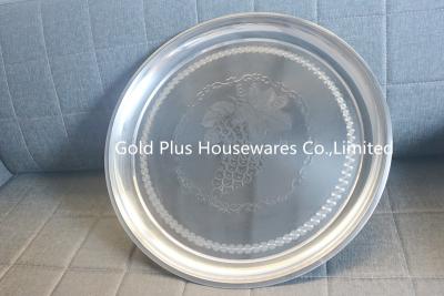 中国 45cm Wholesale silver round serving tray for wedding checkered metal food tray platter stainless steel round food plate 販売のため