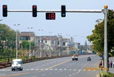 Китай Знаки контроля над трафиком 132КВ фонарного столба 5-15м улицы литого алюминия подгоняли цвет продается