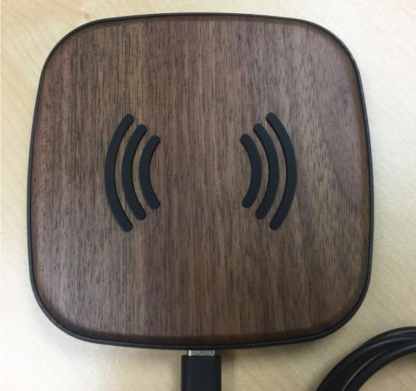 Quality Universal 5 W Wireless Travel Charger , Magnetic Phone Charger Bamboo Color for sale