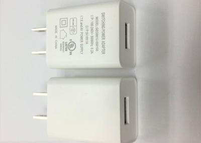 China Universal 50 / 60 HZ Mobile Phone Travel Charger ABS Material For IPhone / IPad for sale