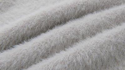 Chine pile en nylon de 12Nm Mink Yarn With 1.3cm longue Streight à vendre