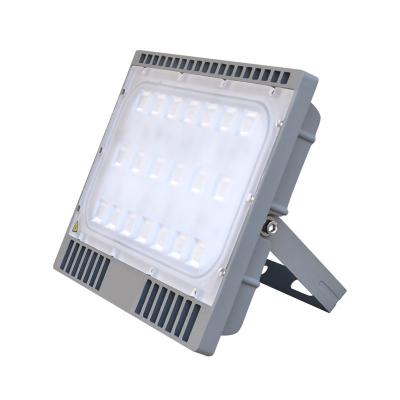 China anti glare outdoor smd 240 volt 150w ip65 100000 lumen lens with photoelectric sensor omni street spot led flood light for sale