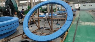 Chine Taille énorme pivotant Ring Bearing For Crane, l'industrie métallurgique et l'équipement de port à vendre à vendre