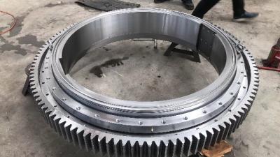 China Slewing ring bearing with out gear , inner gear and cross roller three row slewing ring for sale