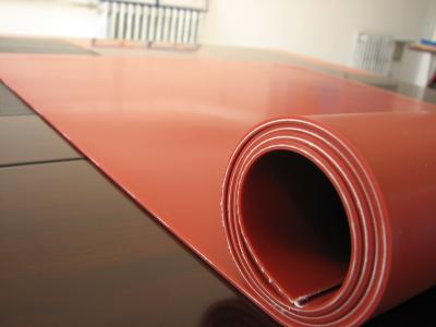 Китай Red Silicone 3mm High Temperature Rubber Sheet Oil Resistance продается