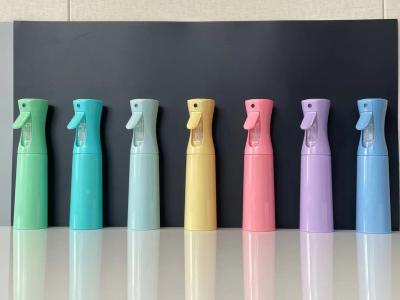 China Empty Plastic Refillable Continuous Fine Mist Spray Bottle For Salon 200ml à venda