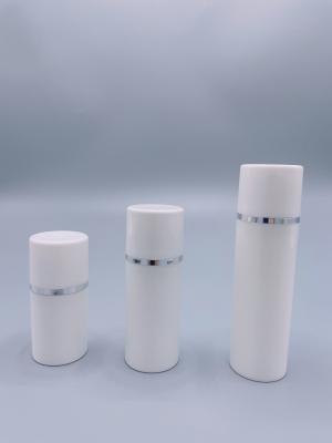 中国 Advanced Cylindrical Configuration Airless Bottle With Lotion Pump 販売のため