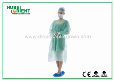 China Soft Disposable Medical Use Non-Woven Isolation Gowns With Knitted Cuffs For Medical Environment for sale
