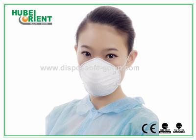 中国 通気性の反霧の外科医のマスクの使い捨て可能な3つの層 販売のため