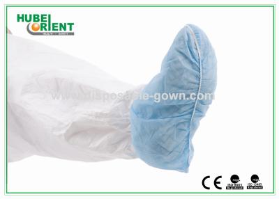 China Hospital Non Woven PP Non Slip Shoe Cover Disposable With Striped Sole for sale