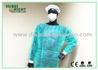 China Polypropylene Disposable Isolation Gowns With Long Sleeve Durable use for prevent bacteria for sale