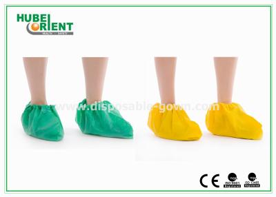 China Blaues Grün CPE-Wegwerfschuh-Abdeckungen eigenhändig oder durch hergestellt Maschine zu verkaufen