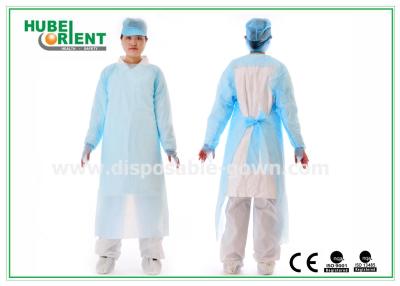 China De Standaard Plastic Beschikbare Beschermende Toga van Ce/Blauwe CPE Chirurgische Toga voor het Ziekenhuis/Fabriek Te koop