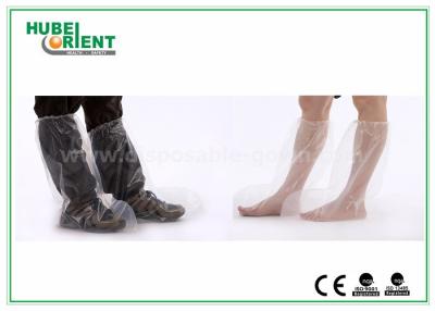 China Cubierta disponible plástica del zapato al aire libre/cubierta de la bota de lluvia de la prenda impermeable para el hospital en venta