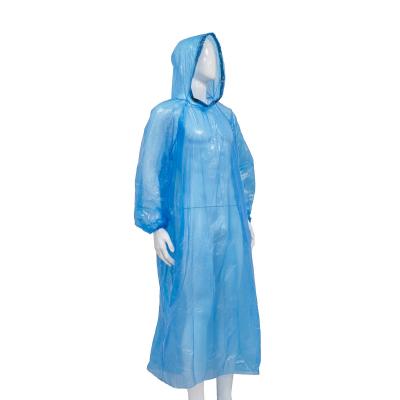 China Capa de chuva impermeável descartável do PE com chuva Poncho For Camping /Hiking/Mountaineering de Hood Blue /White à venda